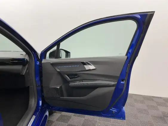 RENAULT CLIO VI - voiture de démonstration - Photo 20