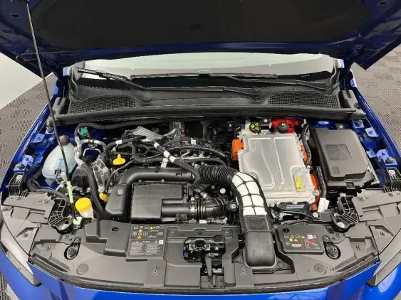 RENAULT CLIO VI - voiture de démonstration - Photo 21