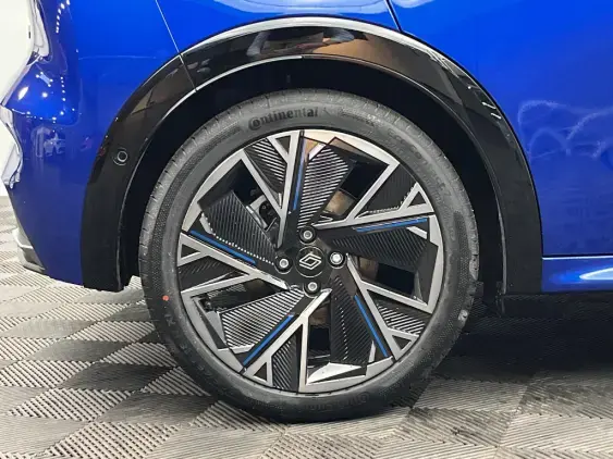 RENAULT CLIO VI - voiture de démonstration - Photo 25