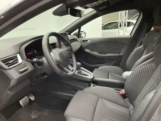 RENAULT CLIO V - voiture de démonstration - Photo 17