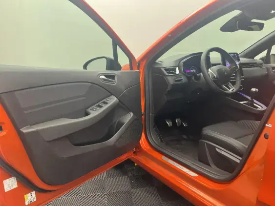 RENAULT CLIO V - voiture de démonstration - Photo 19