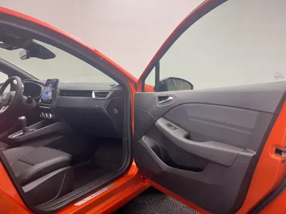 RENAULT CLIO V - voiture de démonstration - Photo 20