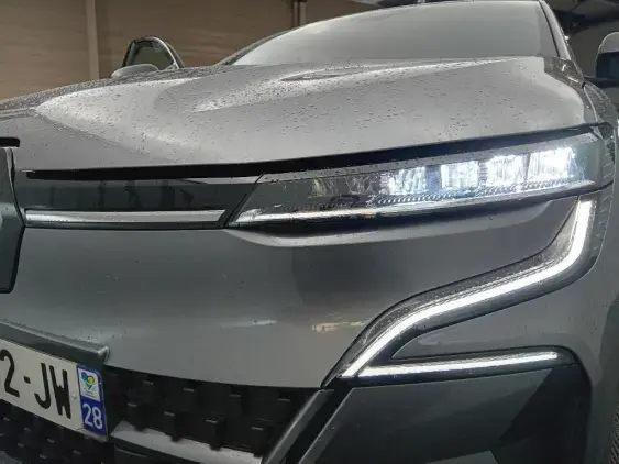 RENAULT MEGANE V - voiture de démonstration - Photo 21