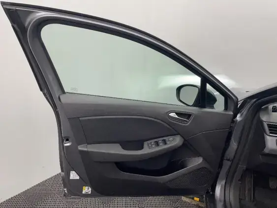 RENAULT CLIO V - voiture de démonstration - Photo 19