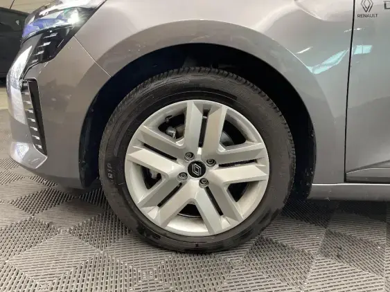 RENAULT CLIO V - voiture de démonstration - Photo 23