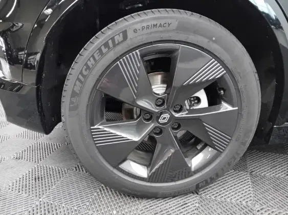 RENAULT MEGANE V - voiture de démonstration - Photo 24