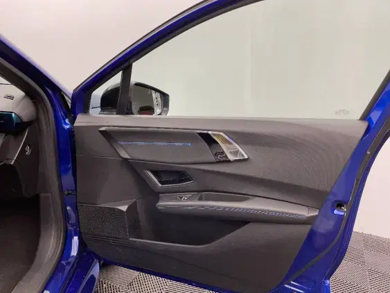 RENAULT CLIO VI - voiture de démonstration - Photo 20