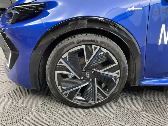 RENAULT CLIO VI - voiture de démonstration - Photo 23