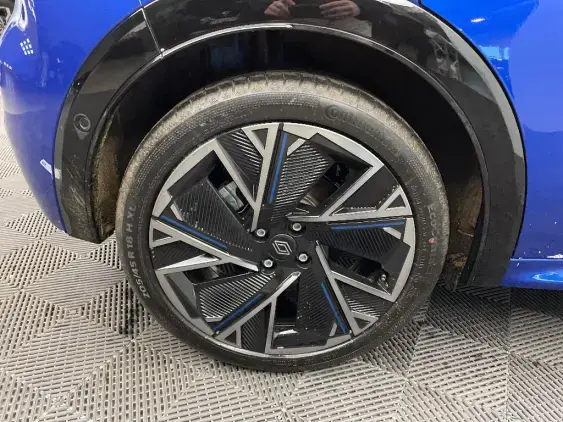 RENAULT CLIO VI - voiture de démonstration - Photo 25