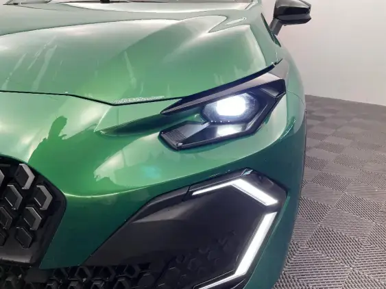 RENAULT CLIO VI - voiture de démonstration - Photo 22