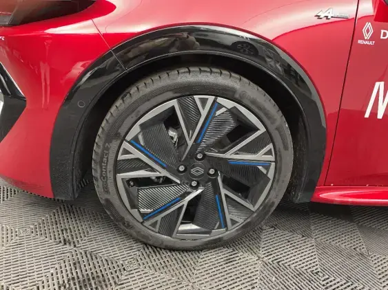 RENAULT CLIO VI - voiture de démonstration - Photo 23