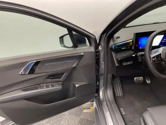 RENAULT CLIO VI - voiture de démonstration - Photo 19