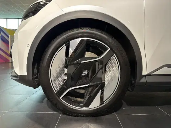 RENAULT SCENIC V ELECTRIQUE - voiture de démonstration - Photo 18