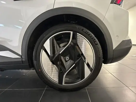 RENAULT SCENIC V ELECTRIQUE - voiture de démonstration - Photo 19