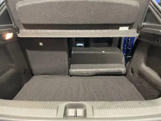 RENAULT CLIO VI - voiture de démonstration - Photo 16