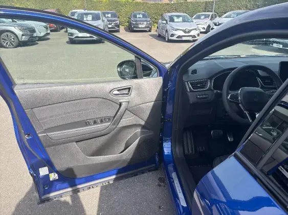 RENAULT CAPTUR II - voiture de démonstration - Photo 18