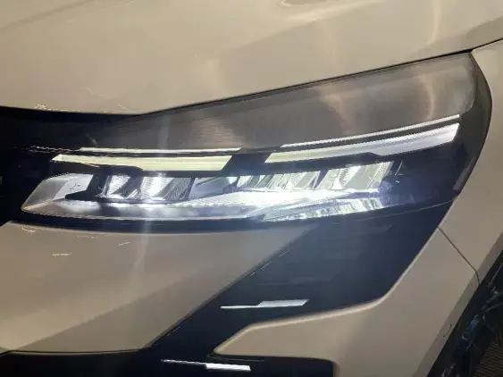 RENAULT CLIO V - voiture de démonstration - Photo 22