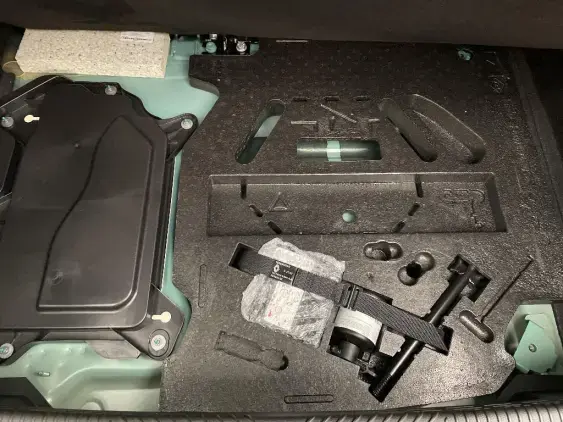 RENAULT CLIO VI - voiture de démonstration - Photo 17