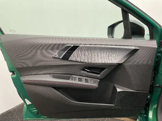 RENAULT CLIO VI - voiture de démonstration - Photo 19