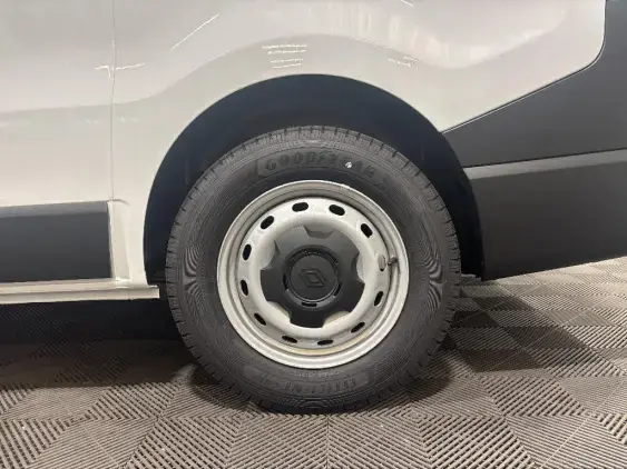 RENAULT TRAFIC ELECTRIQUE III - voiture de démonstration - Photo 24