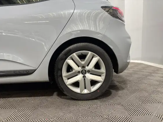 RENAULT CLIO V - voiture de démonstration - Photo 24