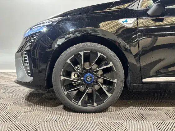 RENAULT CLIO V - voiture de démonstration - Photo 23