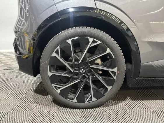 RENAULT MEGANE V - voiture de démonstration - Photo 25