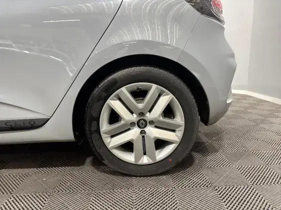 RENAULT CLIO V - voiture de démonstration - Photo 24