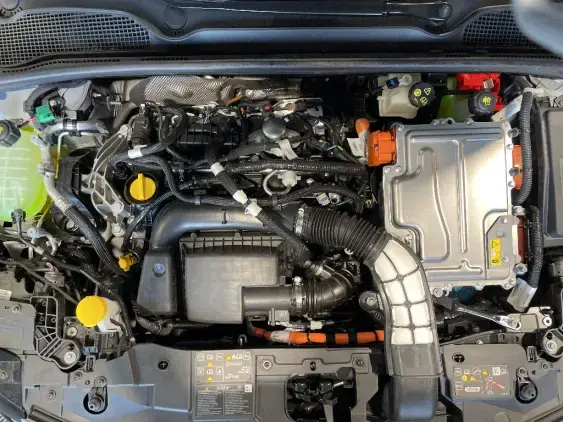 RENAULT CLIO VI - voiture de démonstration - Photo 21