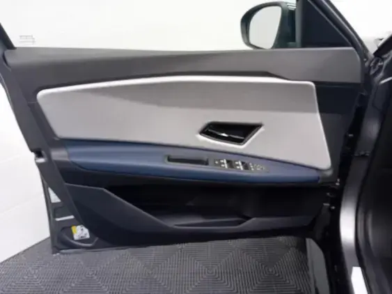 RENAULT 5 III - voiture de démonstration - Photo 19