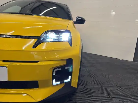 RENAULT 5 III - voiture de démonstration - Photo 22