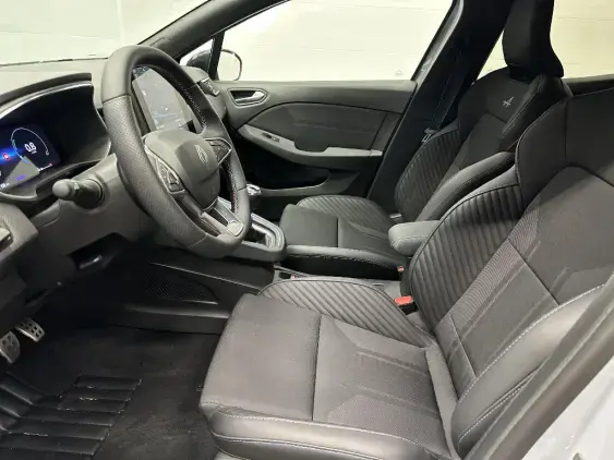 RENAULT CLIO V - voiture de démonstration - Photo 18