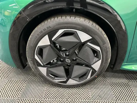 RENAULT CLIO VI - voiture de démonstration - Photo 23