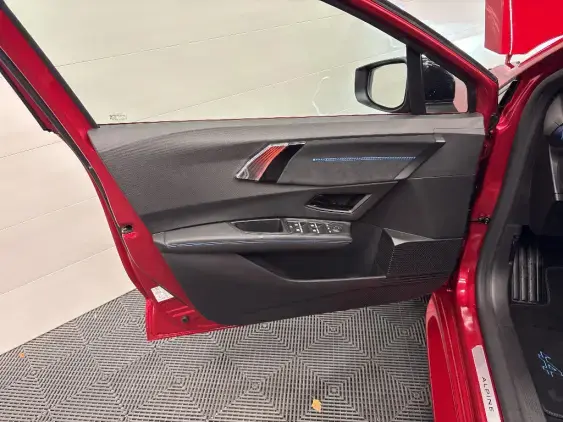 RENAULT CLIO VI - voiture de démonstration - Photo 18