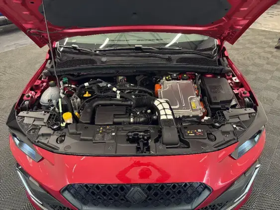 RENAULT CLIO VI - voiture de démonstration - Photo 20