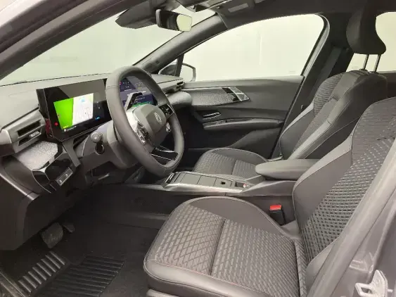 RENAULT CLIO VI - voiture de démonstration - Photo 18