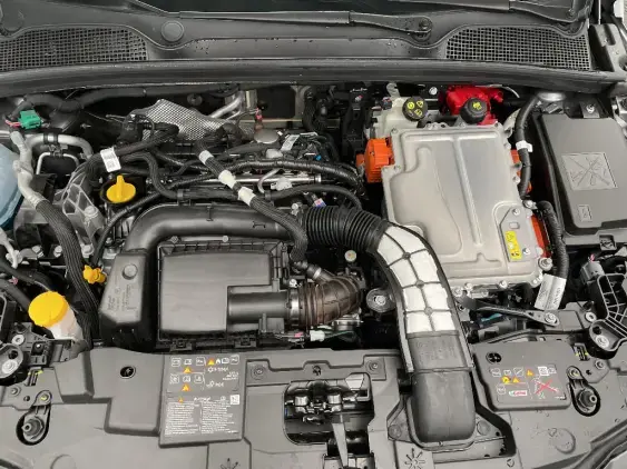RENAULT CLIO VI - voiture de démonstration - Photo 21