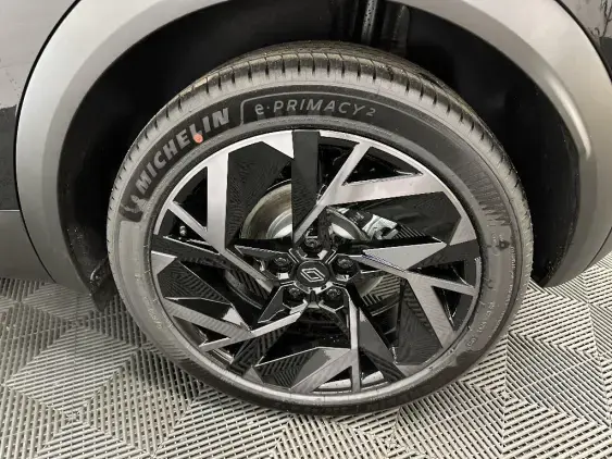 RENAULT CAPTUR II - voiture de démonstration - Photo 24