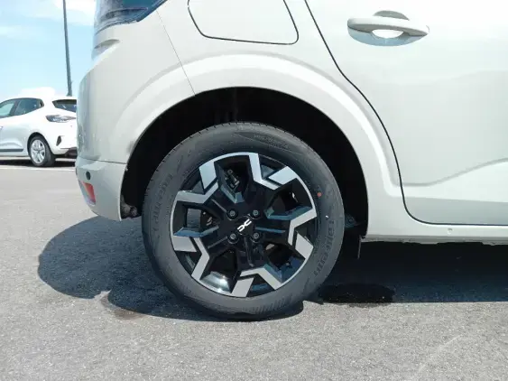 DACIA SANDERO III - voiture de démonstration - Photo 21
