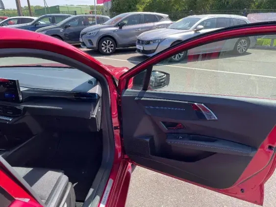 RENAULT CLIO VI - voiture de démonstration - Photo 18