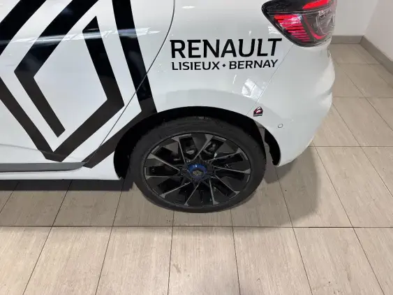 RENAULT CLIO V - voiture de démonstration - Photo 23