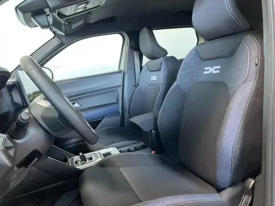 DACIA DUSTER III - voiture de démonstration - Photo 17