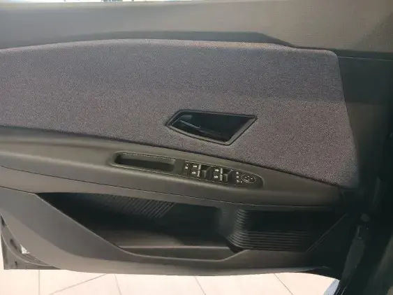 RENAULT 5 III - voiture de démonstration - Photo 18