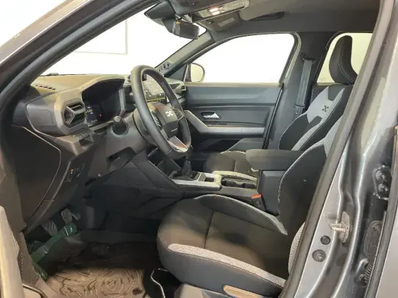 DACIA DUSTER III - voiture de démonstration - Photo 16