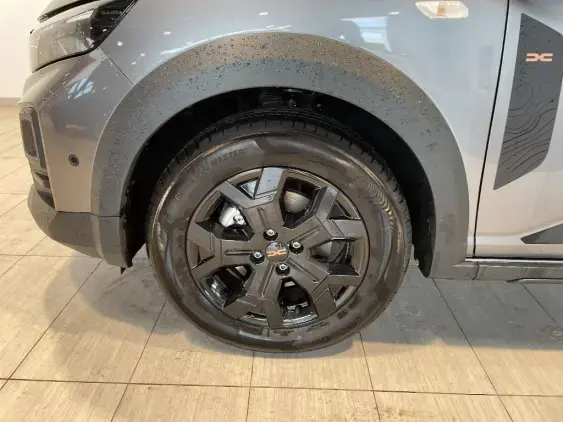 DACIA SANDERO III - voiture de démonstration - Photo 20
