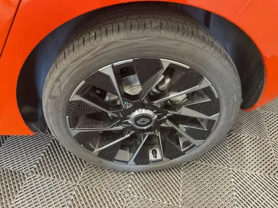 RENAULT CLIO V - voiture de démonstration - Photo 24