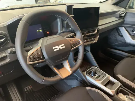 DACIA DUSTER III - voiture de démonstration - Photo 18