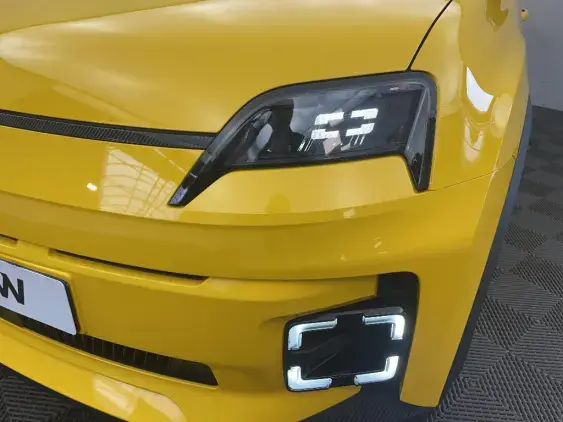 RENAULT 5 III - voiture de démonstration - Photo 22