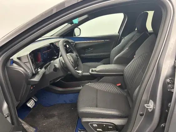 RENAULT MEGANE V - voiture de démonstration - Photo 18