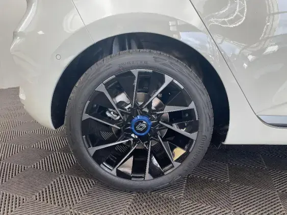 RENAULT CLIO V - voiture de démonstration - Photo 25